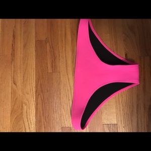 hoaka glo cheeky bottoms